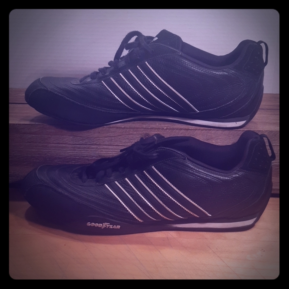 Adidas Goodyear size 13